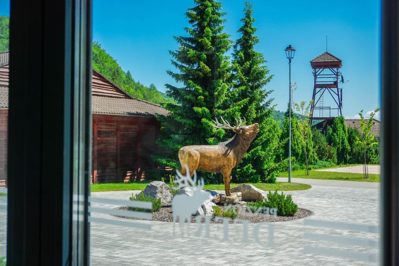 Penzion Deer Stará Turá Exterior photo